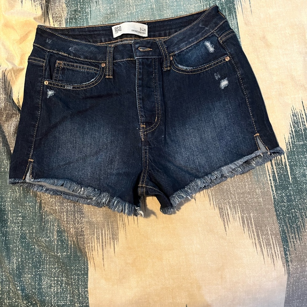 Blue Jean RSQ high rise shorts, size 26, never worn great condition